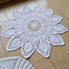 新品レ−ス　3枚 — image 1