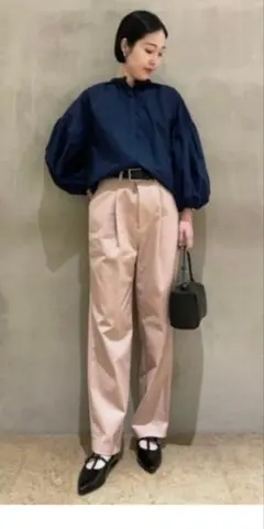 Mila Owen タックデザインテーパードドレスパンツ — image 1