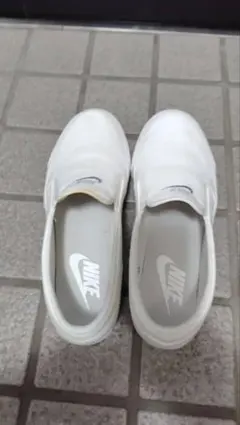 NIKE シューズ ホワイト — image 1