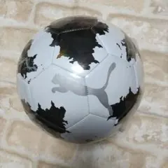 PUMAサッカーボール5号球　新品未使用 — image 1