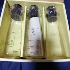 LA AMYS ドレッシングボトル 3本セット 箱付き — image 1