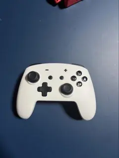 Nintendo Switch用 ワイヤレスコントローラー ホワイト — image 1