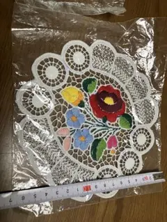 カロチャ刺繍 花柄刺繍レースドイリー 2枚セット — image 1