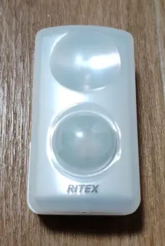人感明暗センサーライト RITEX ASL-015 乾電池式 — image 1