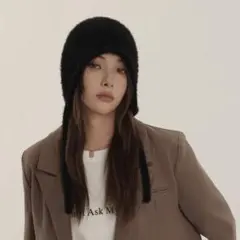 韓国 ニット帽 レディース ブラック 紐付き — image 1