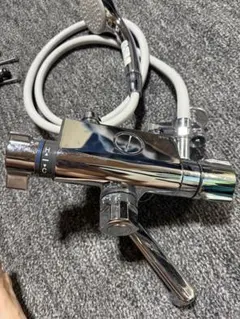 浴室用 サーモスタット混合水栓 シャワーヘッド付き — image 1