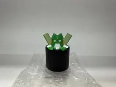 クレヨンしんちゃん おすしんちゃん カンタム•ロボ　ガチャガチャ カプセルトイ — image 1