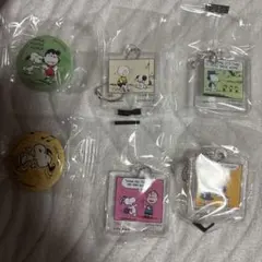 くら寿司　スヌーピー　クリアキーホルダー　セミコンプ　缶バッジ　まとめ売り — image 1
