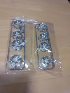 ミニ四駆小径メッキホイール8個セット未使用品！ — image 1