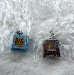 チロルチョコめじるしアクセサリー2個セット — image 1