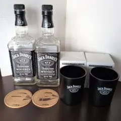 ジャックダニエル空き瓶700ml＋おまけ2点 — image 1