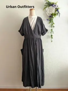 ■新品Urban Outfittersラップドレスロングワンピース ブラック S — image 1