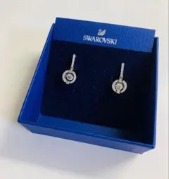 ほぼ新品スワロフスキーSwarovski SparklingDanceイヤリング — image 1