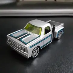 ミニカー ピックアップトラック シルバー — image 1