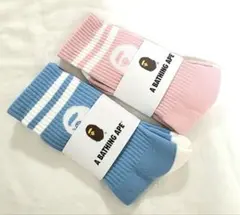 新品未使用　A BATHING APE 　エイプ　靴下 ソックス　水ピンク2足 — image 1
