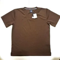 【新品】コムサコミューン　Vネック Tシャツ ブラウン 無地 — image 1