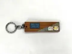 木製ストラップ 温泉地限定デザイン — image 1
