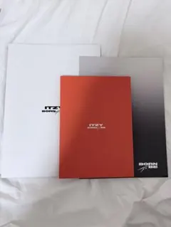 ITZY BORN TO BE アルバム セット — image 1