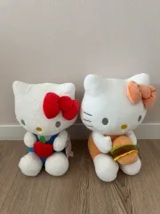 ハローキティ 中型 ぬいぐるみ ハンバーガー/りんご — image 1